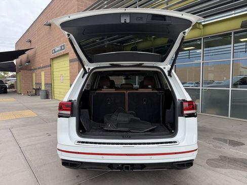 Used 2023 Volkswagen Atlas SEL R-Line AWD/4WD image 37