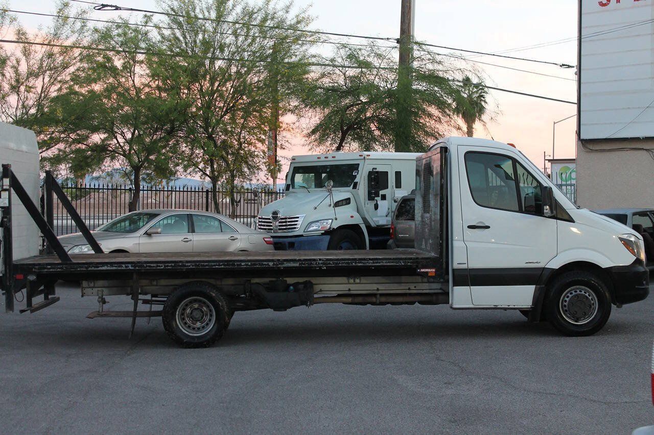 Used 2014 Mercedes-Benz Sprinter 3500 image 10