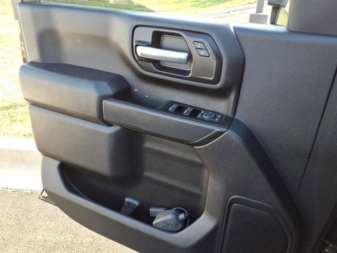 Used 2022 GMC Sierra 2500 Pro w/ Gooseneck/5TH Wheel Package image 13