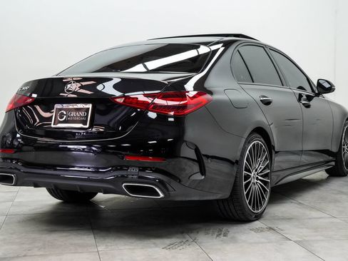 Used 2024 Mercedes-Benz C 300 Sedan image 12