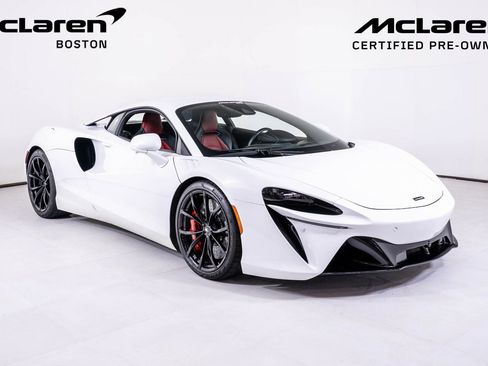Used 2023 McLaren Artura RWD image 7