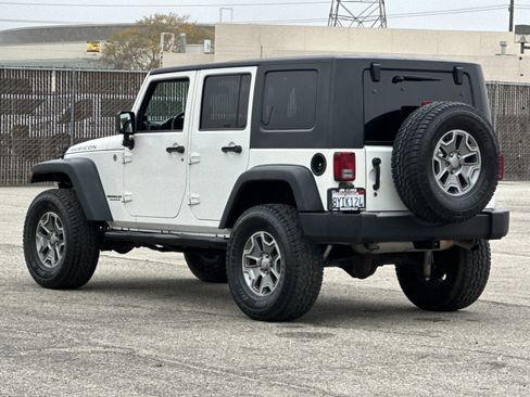 Used 2009 Jeep Wrangler Unlimited Rubicon w/ Dual Top Group image 6
