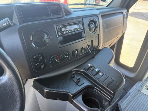 Used 2014 Ford E-450 and Econoline 450 Super Duty w/ Shuttle Bus Prep Package image 8