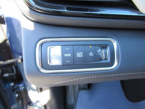 New 2026 Buick Enclave Preferred w/ Power Package image 19