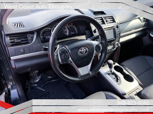 Used 2013 Toyota Camry SE w/ Convenience Pkg FWD image 6