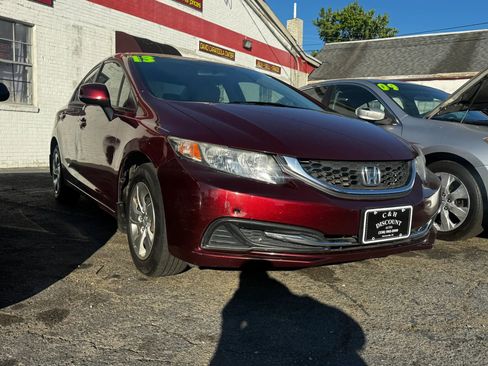 Used 2013 Honda Civic LX image 4