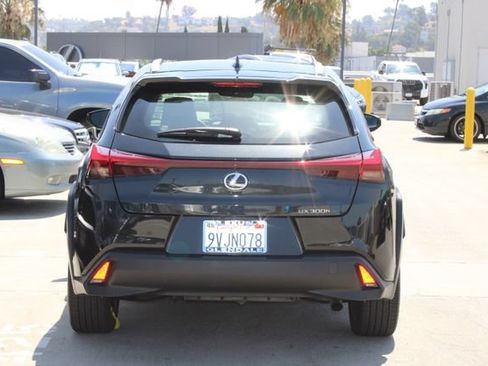 Certified 2025 Lexus UX 300h FWD image 20