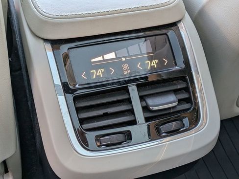 Used 2017 Volvo XC90 T6 Inscription w/ Luxury Package image 29