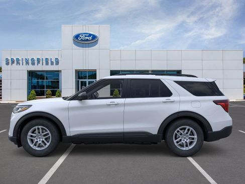 New 2026 Ford Explorer Active image 3