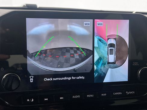 Used 2022 Nissan Pathfinder SL w/ SL Premium Package image 28