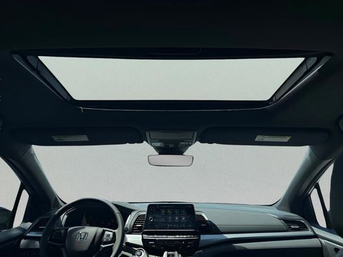 New 2026 Honda Odyssey Sport-L image 28
