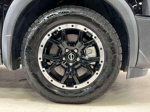 Used 2024 Nissan Pathfinder Rock Creek AWD/4WD image 11