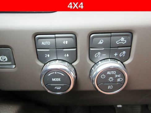 Certified 2024 GMC Sierra 1500 Denali AWD/4WD image 30