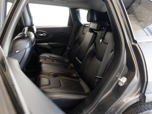 Used 2022 Jeep Cherokee Latitude Lux AWD/4WD image 20