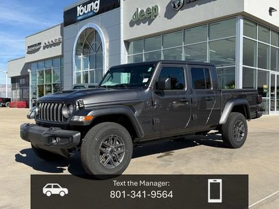 New 2025 Jeep Gladiator Sport