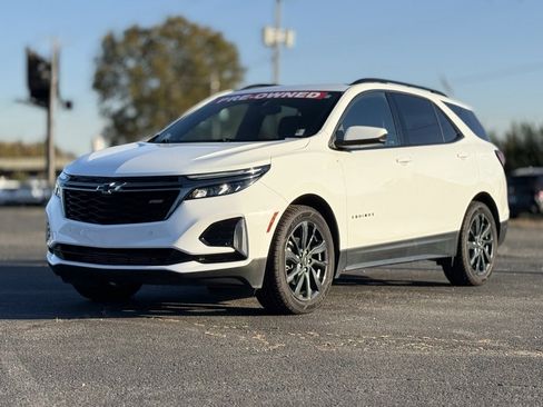 Used 2022 Chevrolet Equinox RS w/ LPO, Floor Liner Package image 3