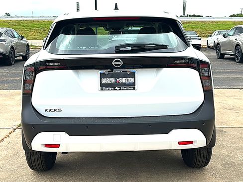 New 2026 Nissan Kicks S FWD image 7