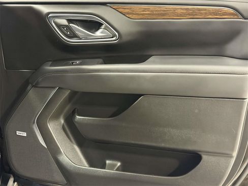 Used 2023 Chevrolet Suburban High Country w/ Premium Package 2 image 9