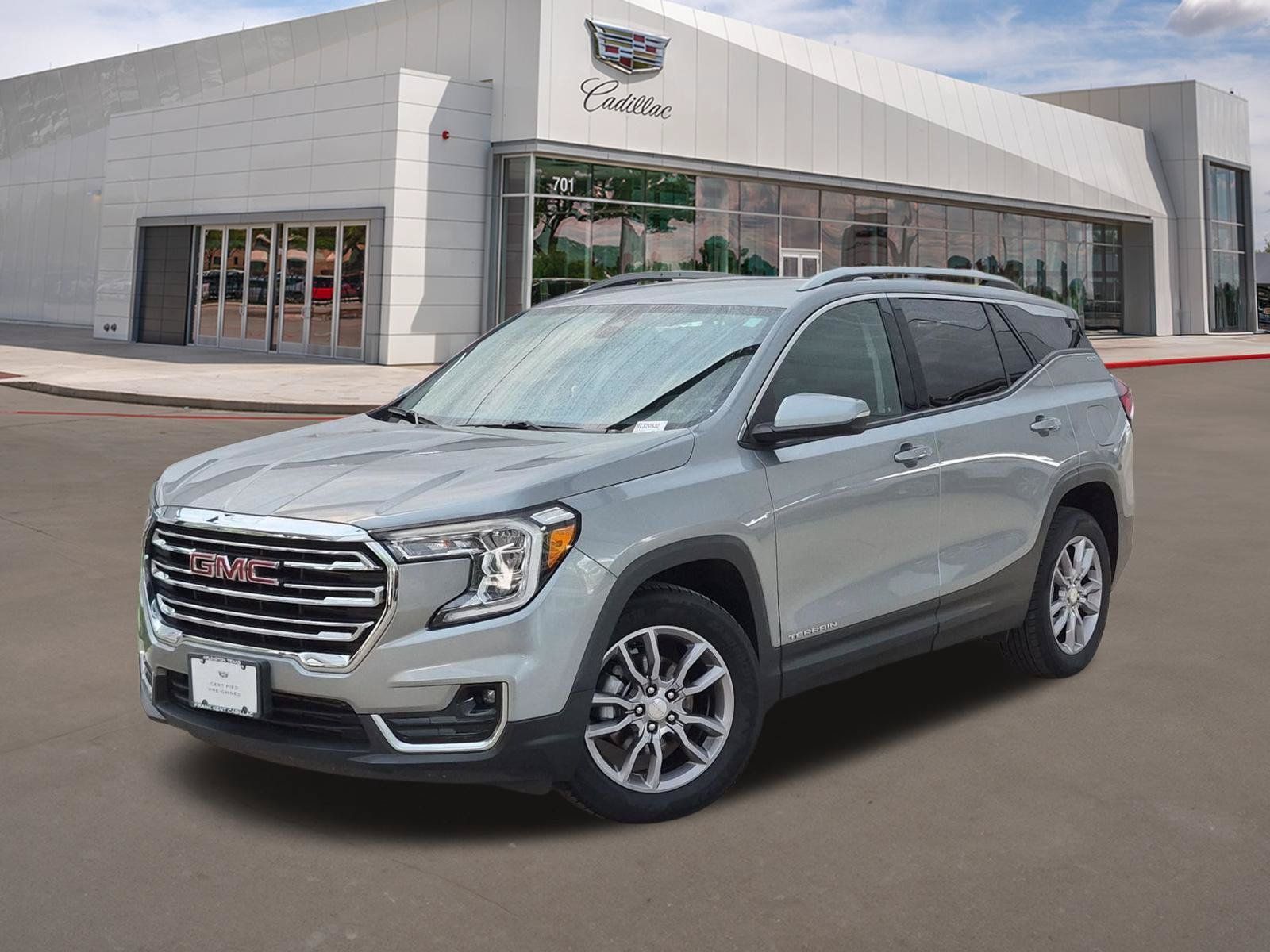 Used 2024 GMC Terrain SLT AWD/4WD image 1