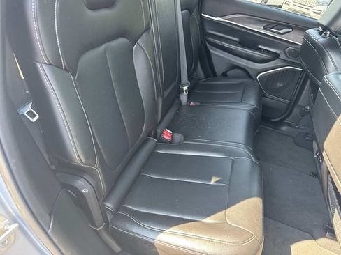 Used 2024 Jeep Grand Cherokee Limited 4xe AWD/4WD image 15
