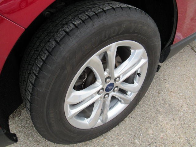 Used 2016 Ford Edge SEL w/ Equipment Group 201A AWD/4WD image 33