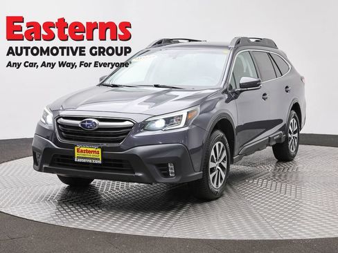 Used 2022 Subaru Outback Premium AWD/4WD image 1