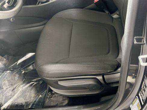 Used 2023 Hyundai Tucson SE image 18