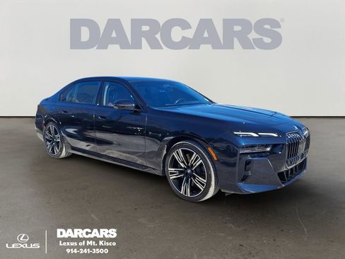 Used 2025 BMW 760i xDrive w/ Executive Package AWD/4WD image 1