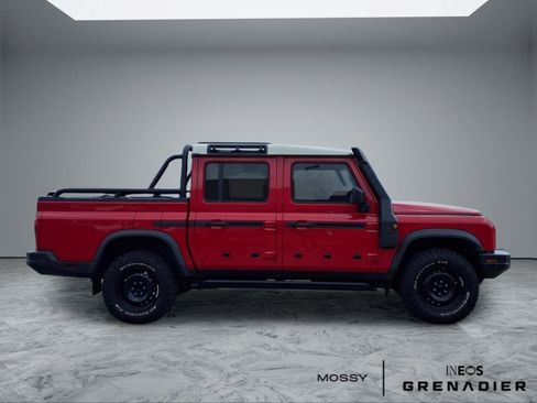 Used 2025 INEOS Grenadier AWD/4WD image 8