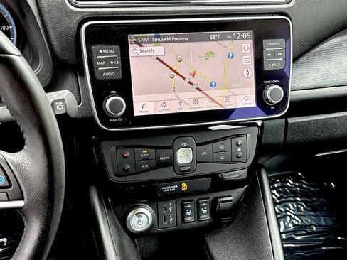 Used 2023 Nissan Leaf SV Plus image 16