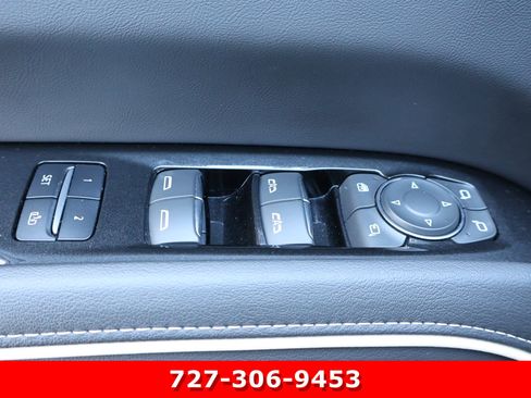 Used 2023 Cadillac Escalade ESV Sport w/ Touring Package image 17