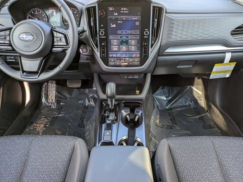 Used 2026 Subaru Forester Premium AWD/4WD image 18