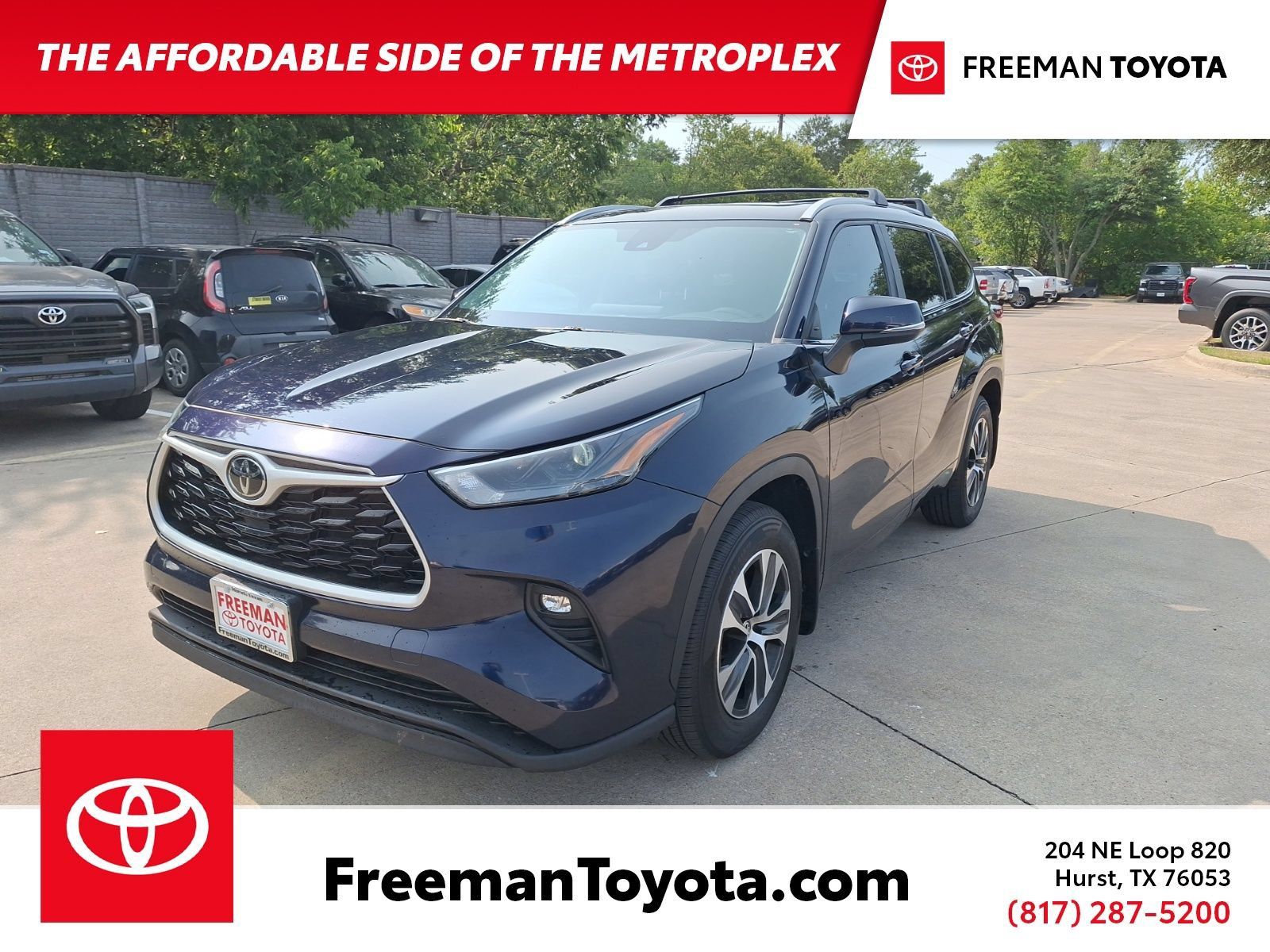 Used 2023 Toyota Highlander XLE FWD image 1