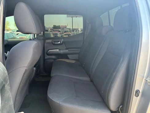 Used 2017 Toyota Tacoma TRD Off-Road w/ Tow Package RWD image 21