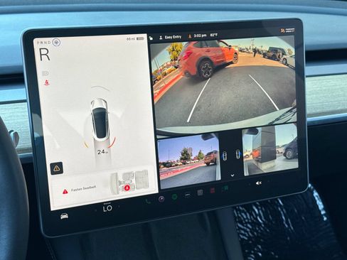 Used 2022 Tesla Model 3 Long Range AWD/4WD image 19