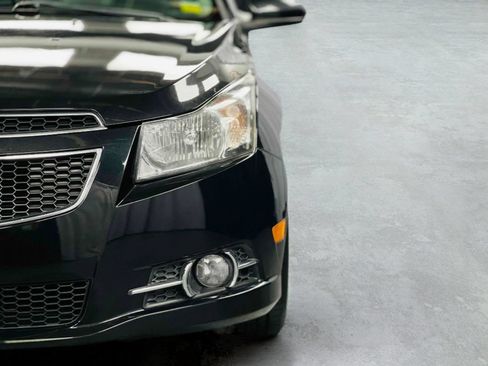 Used 2013 Chevrolet Cruze LT w/ All-Star Edition FWD image 9