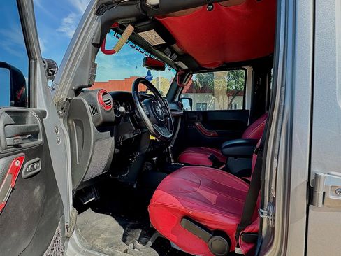 Used 2017 Jeep Wrangler Unlimited Sport w/ Quick Order Package 24S image 10