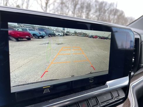 Used 2023 Chevrolet Silverado 1500 LT image 15