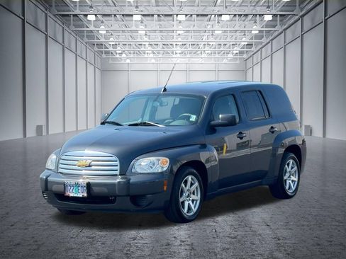 Used 2010 Chevrolet HHR LS FWD image 6