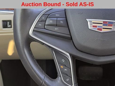 Used 2017 Cadillac XT5 Luxury w/ Driver Awareness Package image 15