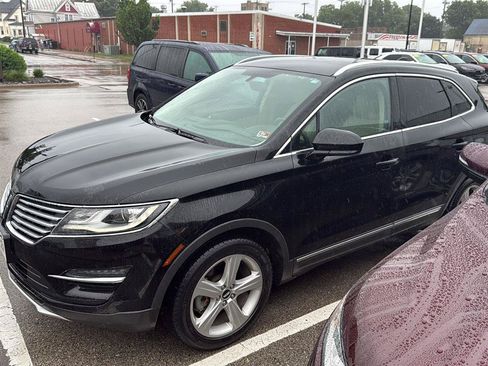 Used 2017 Lincoln MKC Premiere FWD image 20