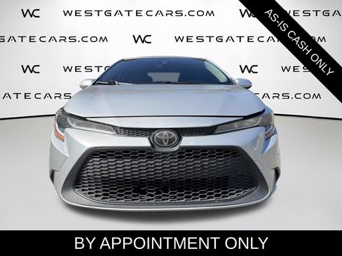 Used 2020 Toyota Corolla LE FWD image 8