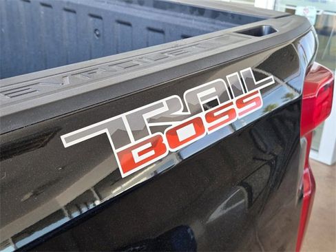 Certified 2025 Chevrolet Silverado 1500 Custom Trail Boss w/ Turbomax Blackout Package image 16