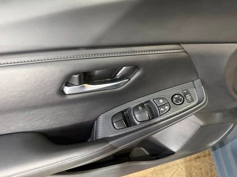 Certified 2025 Nissan Sentra SV w/ All-Weather Package FWD image 9