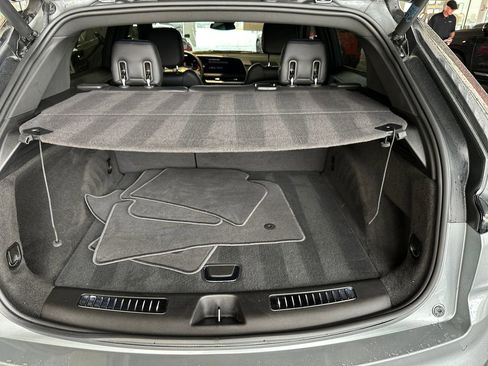 Used 2025 Cadillac XT4 Sport FWD image 37