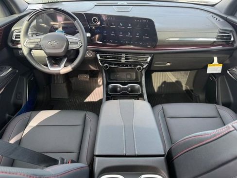 New 2026 Chevrolet Traverse Z71 w/ Enhanced Driving Package image 8