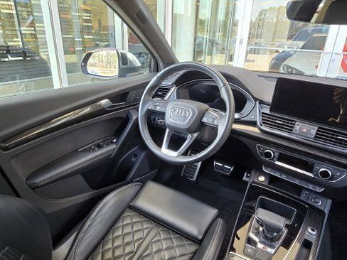 Used 2023 Audi SQ5 Premium Plus w/ Premium Plus Package image 14