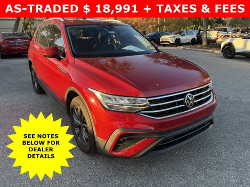 Used 2022 Volkswagen Tiguan SE w/ Panoramic Sunroof Package image 1