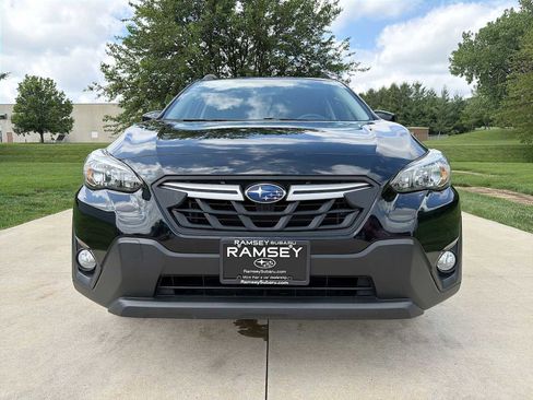 Certified 2021 Subaru Crosstrek 2.0i Premium w/ Moonroof Package AWD/4WD image 9