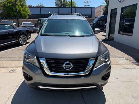 Used 2018 Nissan Pathfinder S FWD image 4